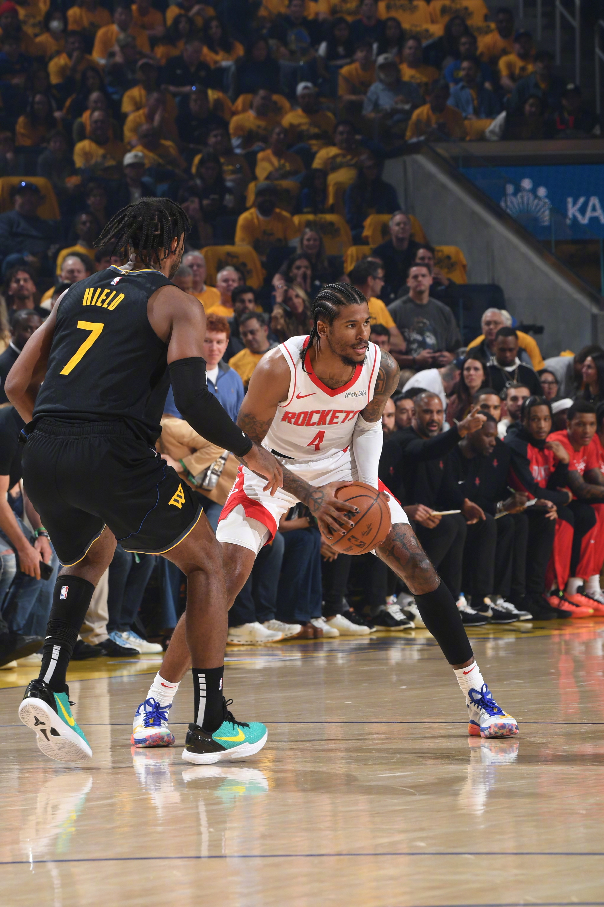 包含NBA季后赛赛程吃紧，丹佛掘金转会期遗憾出局，气氛紧张，细节决定成败的词条-多米国际